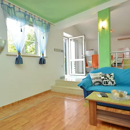 Iva Villa