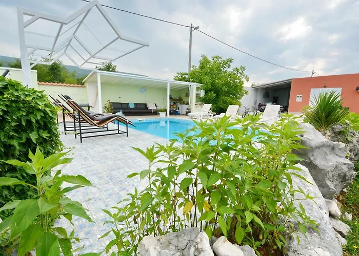 Iva 빌라 *